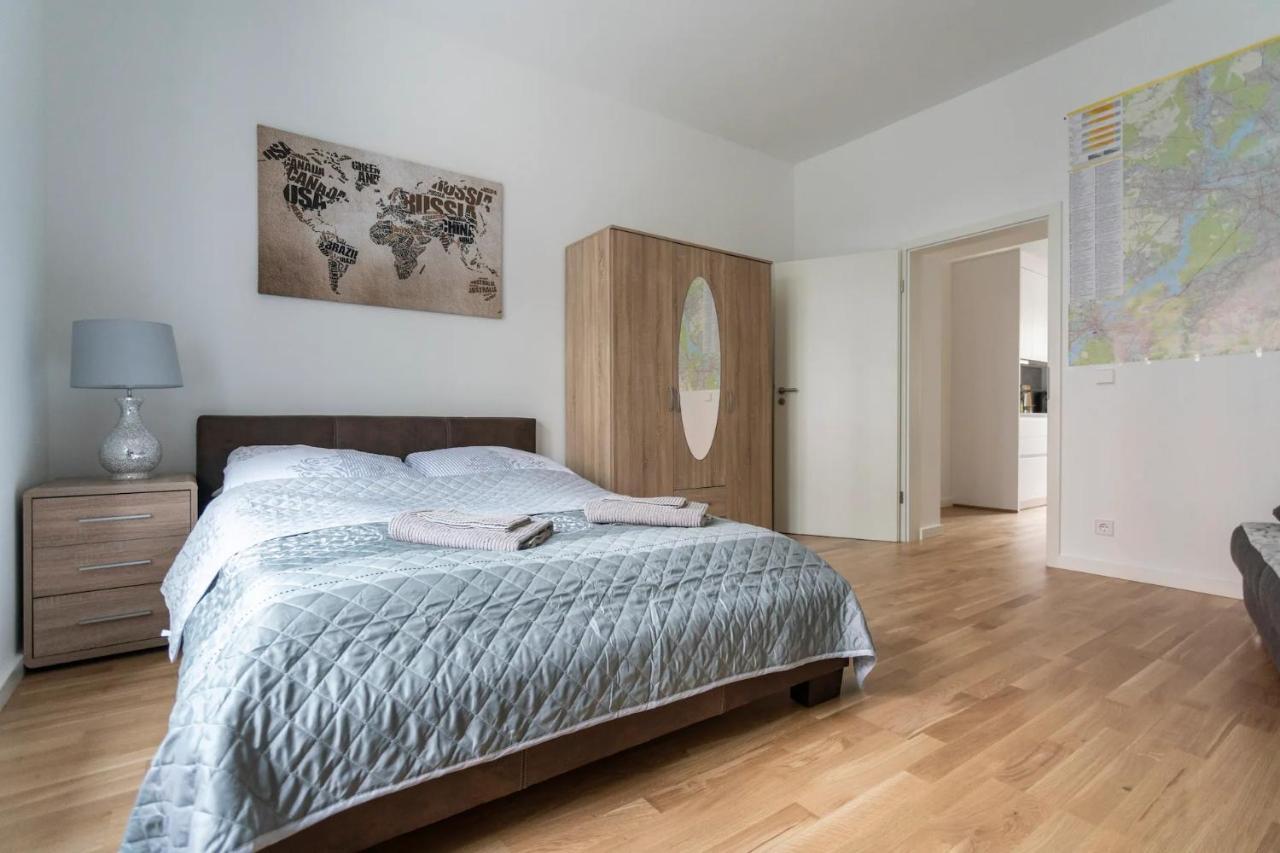 A Stylish Apartment In The Center Of True Berlijn Buitenkant foto